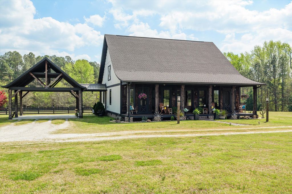 Photo of 1926 Scuffle Road, Thomson, GA 30824 (MLS # 553869)