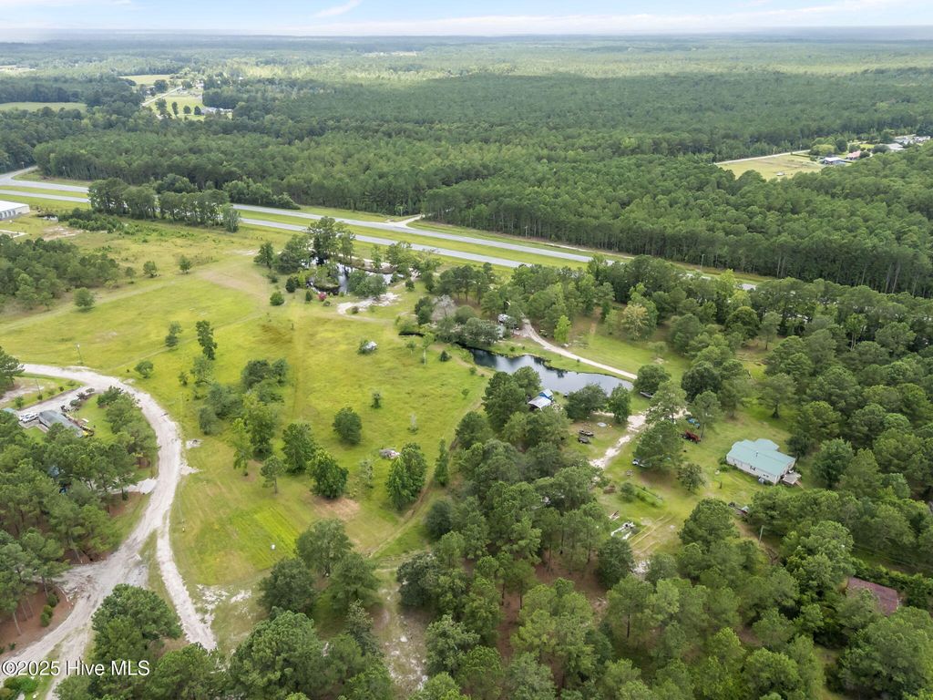 Photo of 217 Trotters Lane, Currie, NC 28435 (MLS # 100520171)