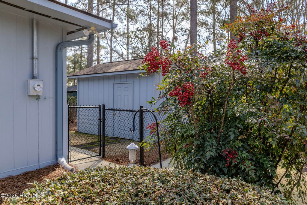 Photo of 507 W 20th Street, Lumberton, NC 28358 (MLS # 100561146)