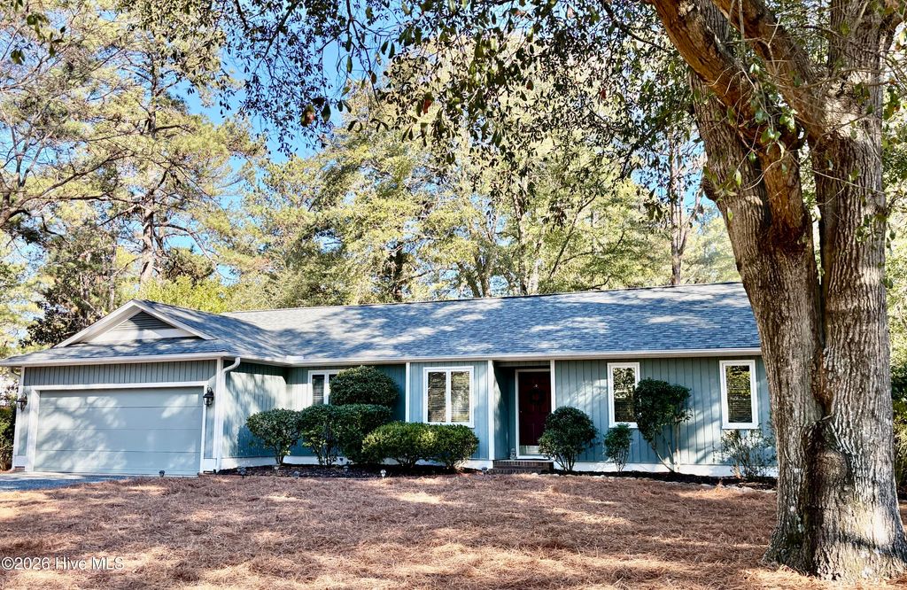 Photo of 75 Hillcrest Road, Pinehurst, NC 28374 (MLS # 100549974)