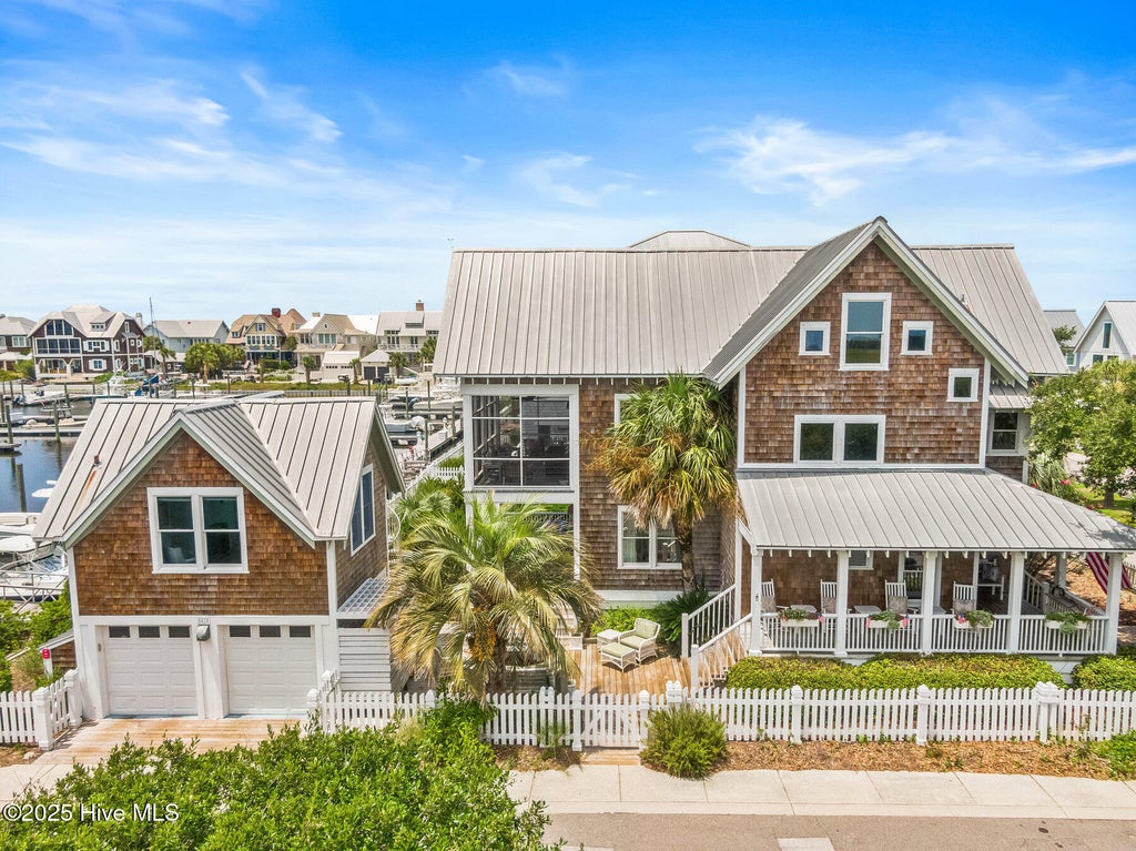 Photo of 41 Transom Row, Southport, NC 28461 (MLS # 100593751)