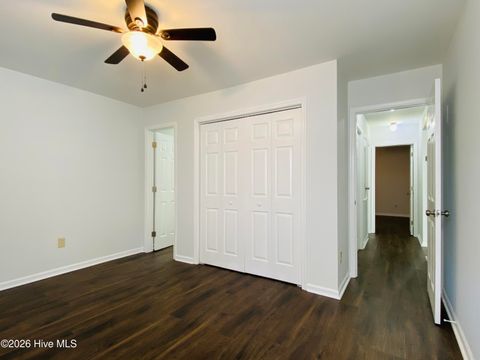 Tiny photo for 2702 S 17th Street #Apt A, Wilmington, NC 28412 (MLS # 100550476)