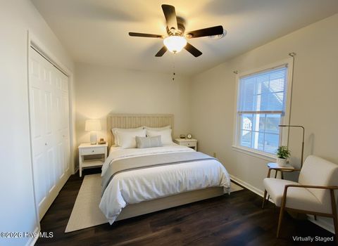 Tiny photo for 2702 S 17th Street #Apt A, Wilmington, NC 28412 (MLS # 100550476)