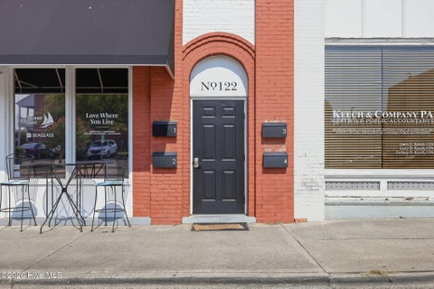 Apartment For Rent - 122 S Market Street #3<br/> Washington, NC 27889