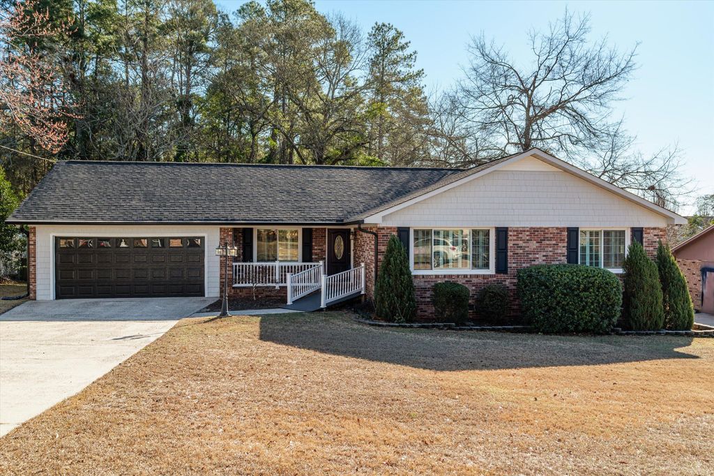 Photo of 3412 Sutton Place, Augusta, GA 30906 (MLS # 551163)