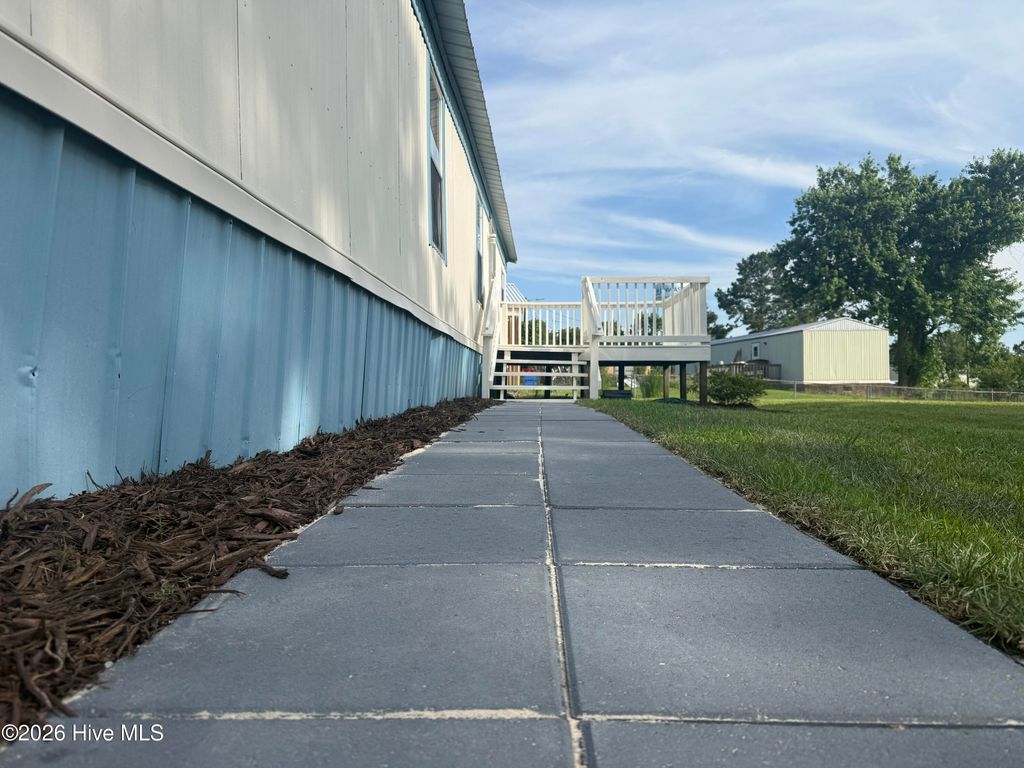 Photo of 230 Drummer Kellum Road, Jacksonville, NC 28540 (MLS # 100578058)
