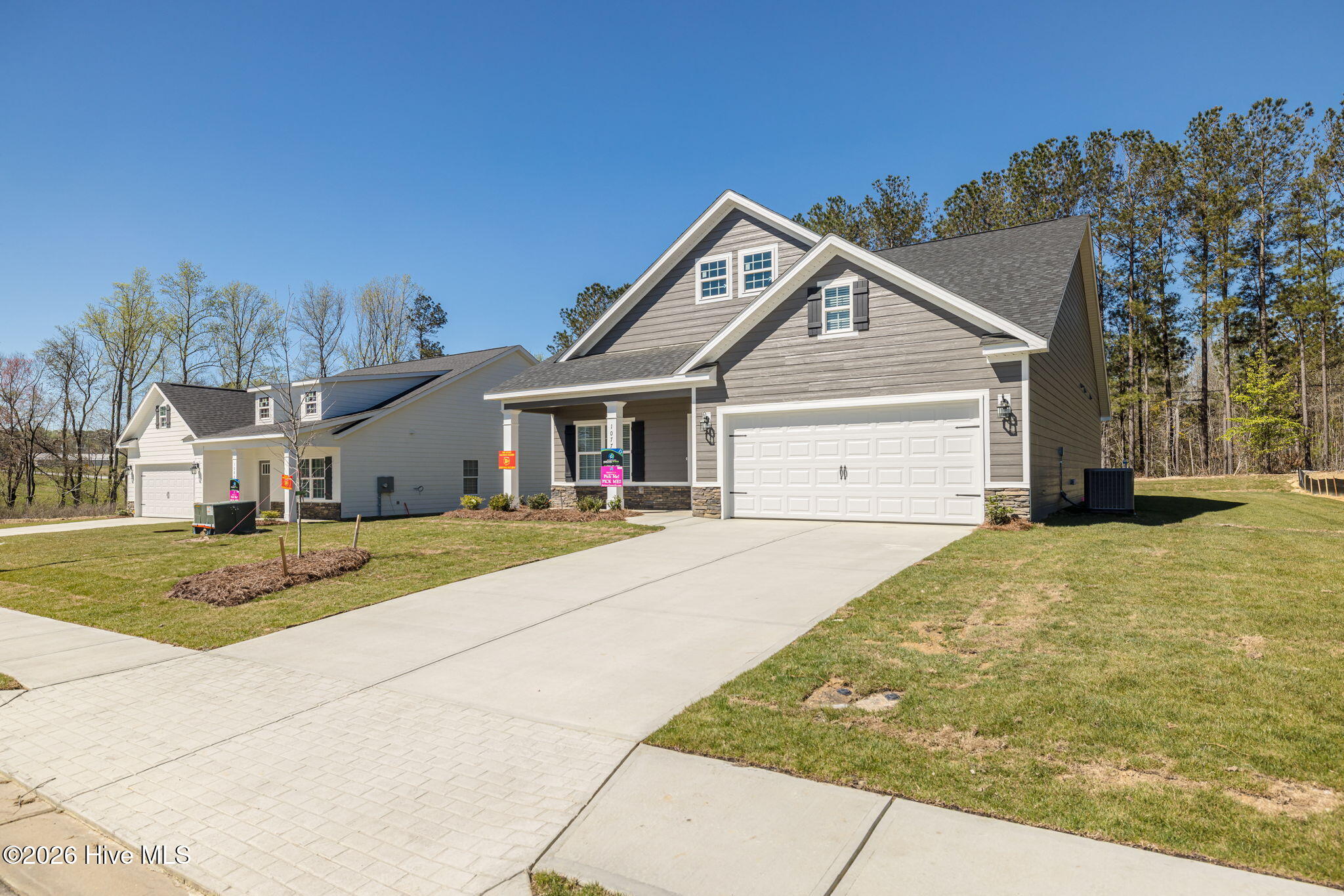 1077 W Berkley Court