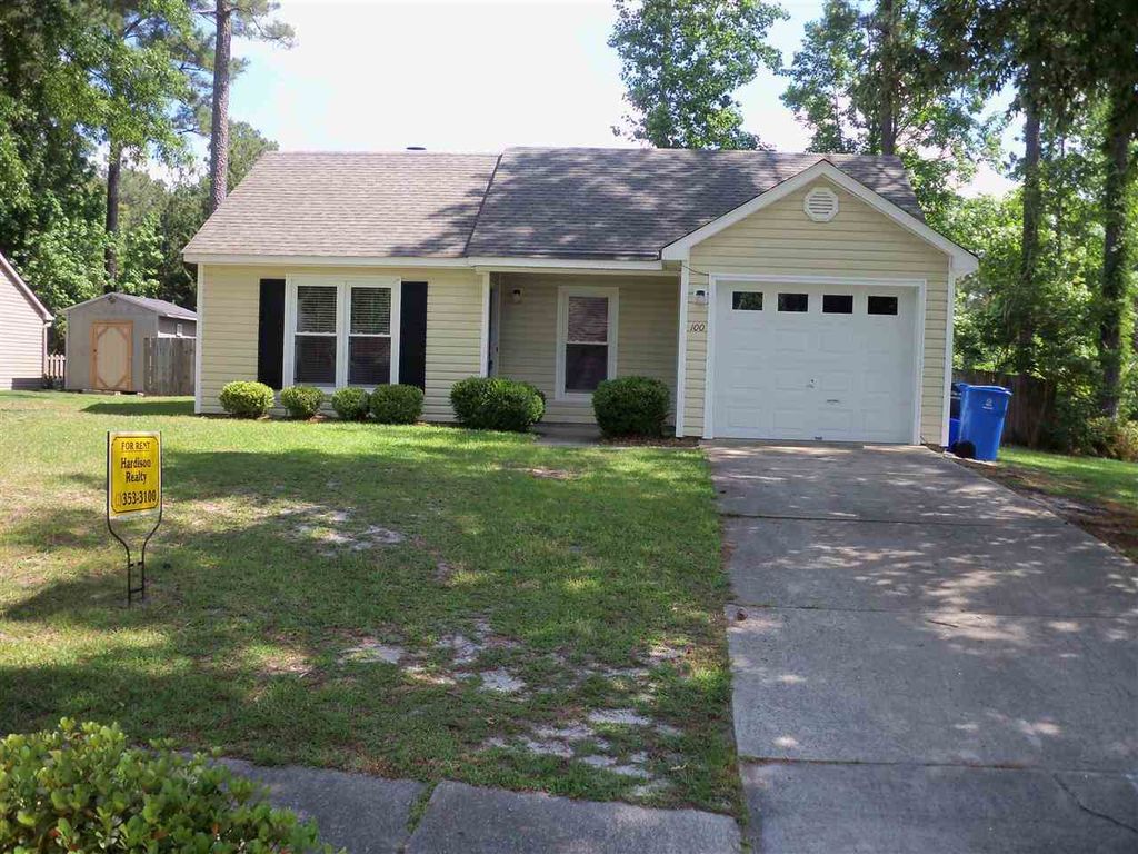 Photo of 100 Tiffany Court, Jacksonville, NC 28546 (MLS # 100544431)