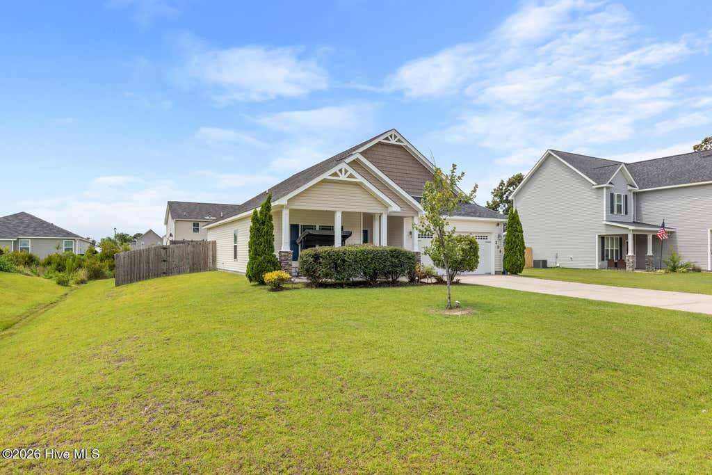 Photo of 206 Dairyfarm Road, Jacksonville, NC 28546 (MLS # 100594344)