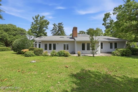 Photo of 110 Beechwood Drive, Morehead City, NC 28557 (MLS # 100604818)
