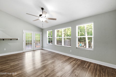 Tiny photo for 122 Pond View Circle, Hampstead, NC 28443 (MLS # 100598243)