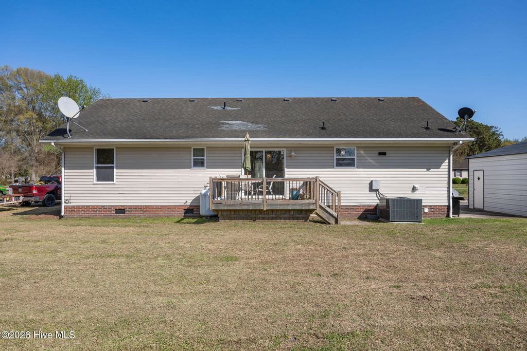 Photo of 174 Dozier Road, Moyock, NC 27958 (MLS # 100564638)