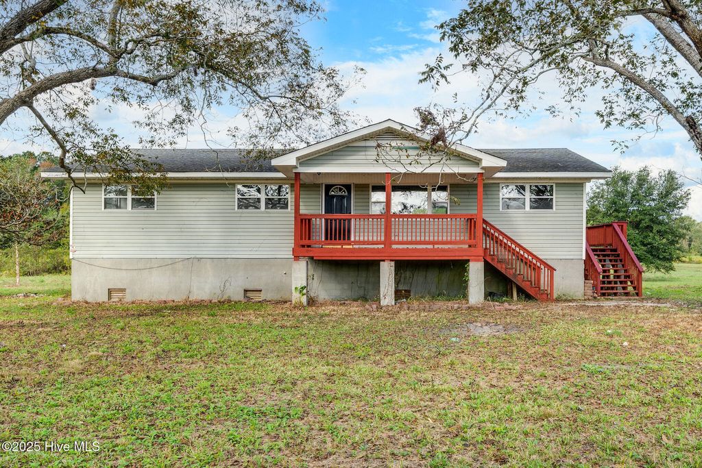 Photo of 5882 Croomsbridge Road, Burgaw, NC 28425 (MLS # 100535470)