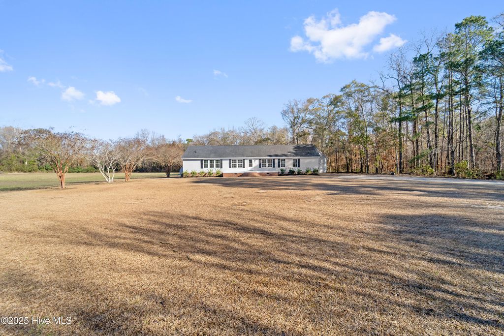 Photo of 331 Dover Road, Cove City, NC 28523 (MLS # 100546111)