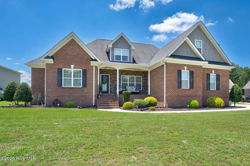 Photo of 1701 Kingfisher Court, Nashville, NC 27856 (MLS # 100585926)