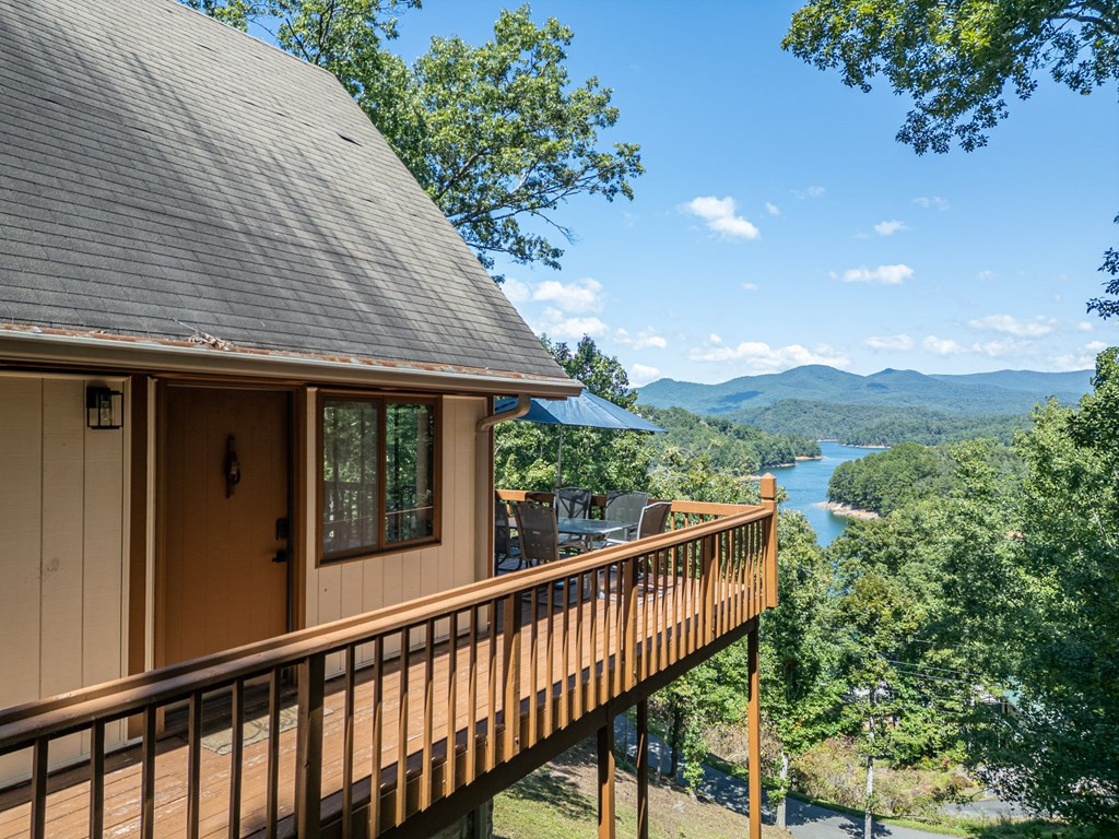 125 Ridgewood Drive