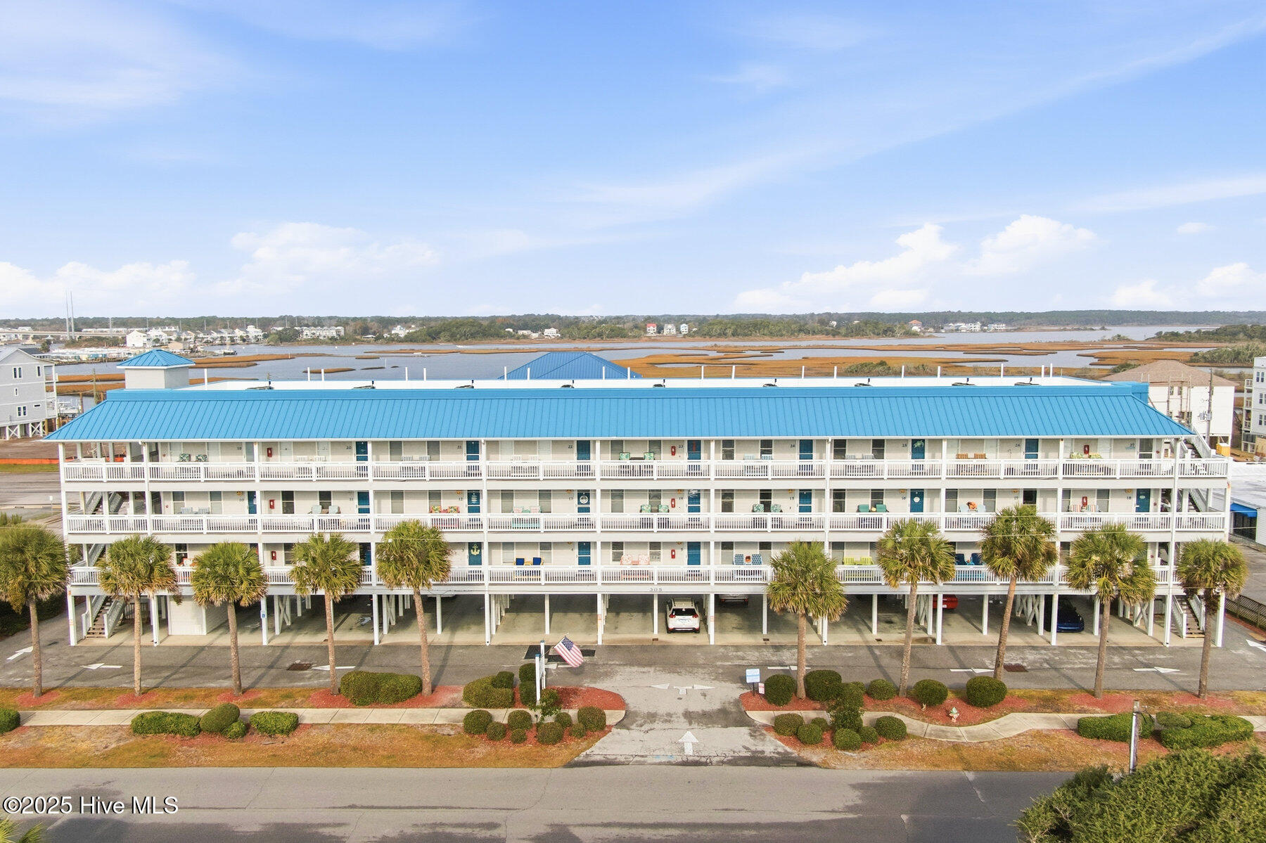 Surf City, North Carolina 28445, United States, 2 Bedrooms Bedrooms, ,1 BathroomBathrooms,Residential,Active,255751