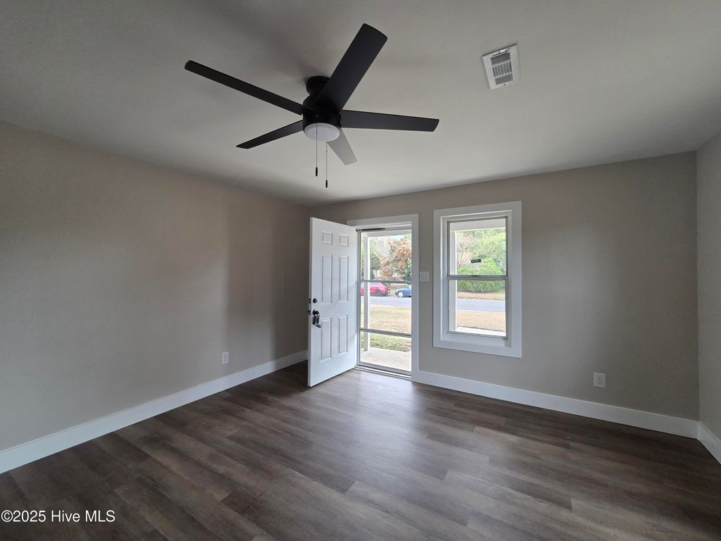 Photo of 1502 N 26th Street, Wilmington, NC 28405 (MLS # 100546871)