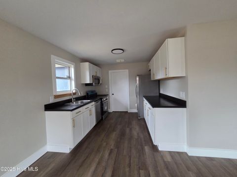 Tiny photo for 1502 N 26th Street, Wilmington, NC 28405 (MLS # 100546871)