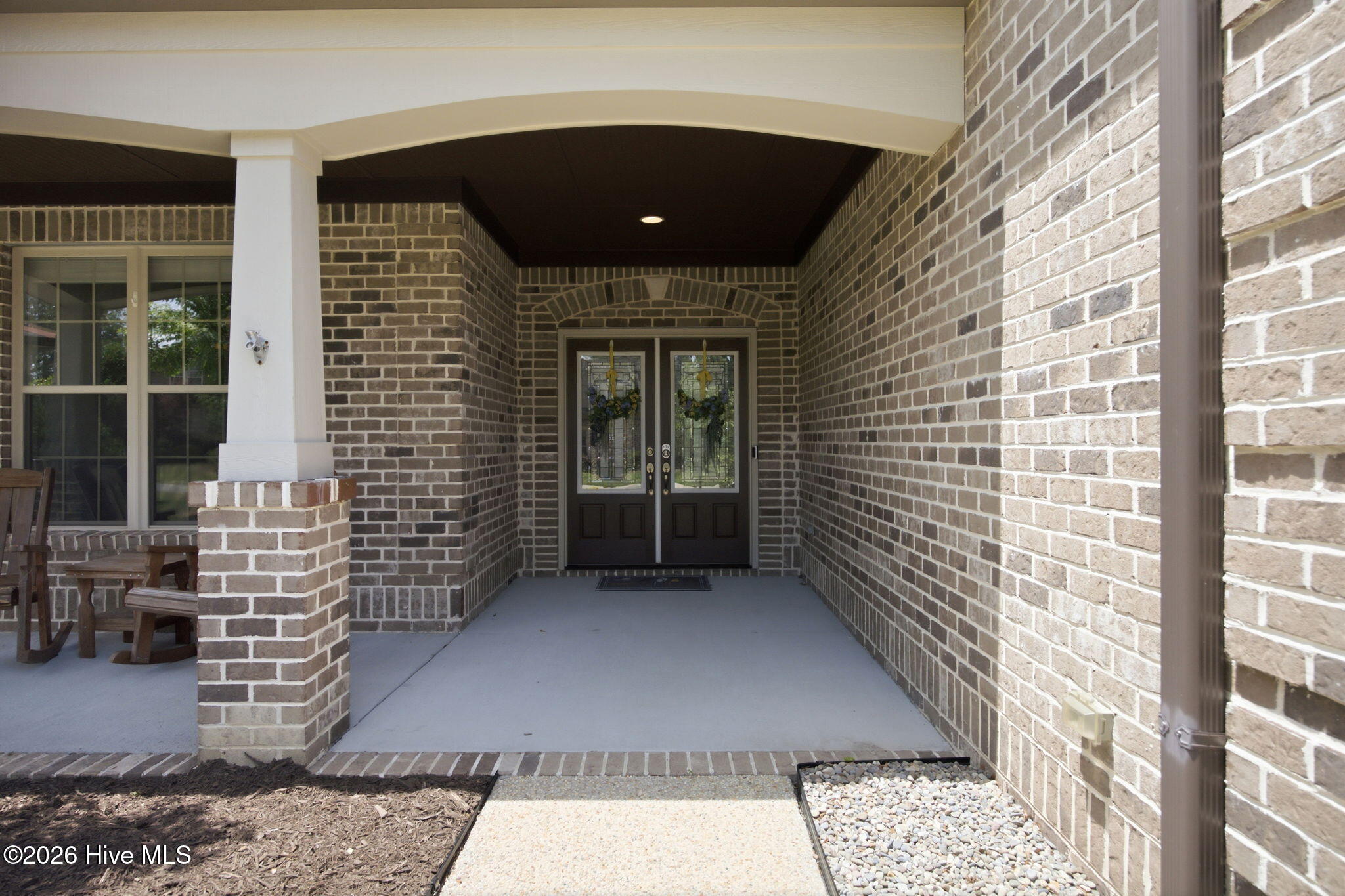 665 Jenoa Drive