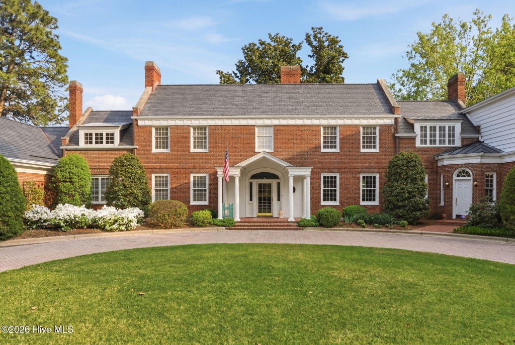 Photo of 200 Hollycrest Drive, Pinehurst, NC 28374 (MLS # 100612284)