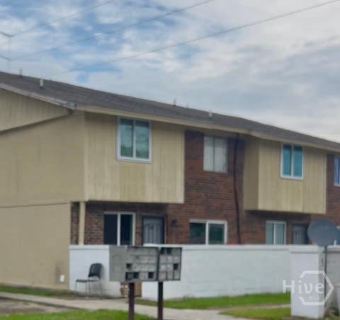 Condo For Rent - 8 Lewis Drive #B<br/> Chatham County, Savannah, GA 31406