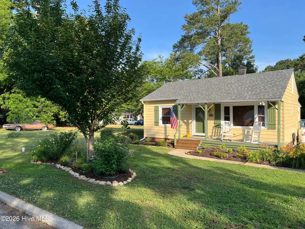 Photo of 209 E Franklin Street, Spring Hope, NC 27882 (MLS # 100594189)