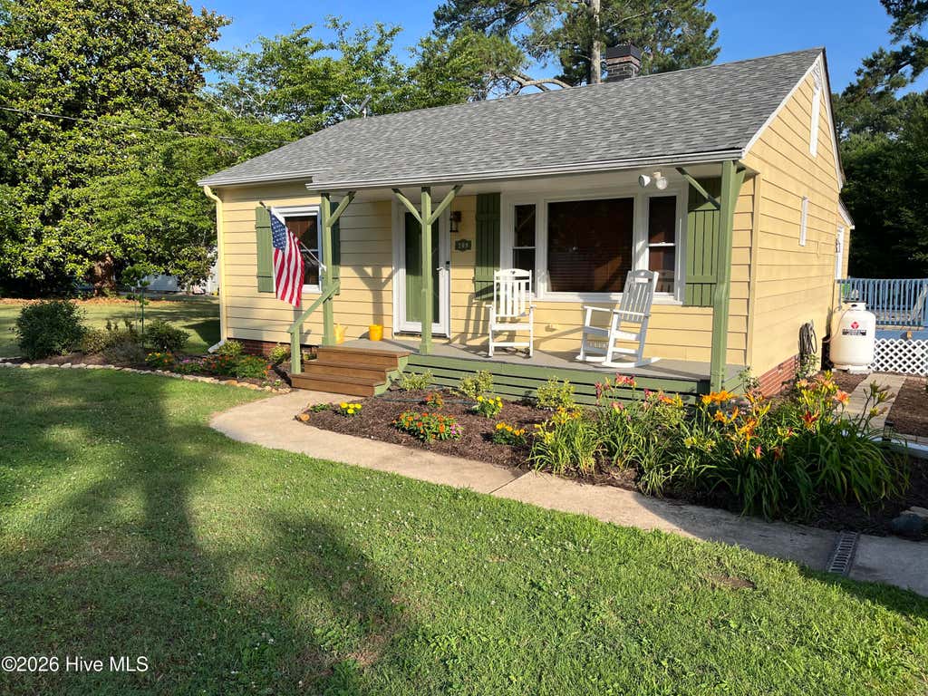 Photo of 209 E Franklin Street, Spring Hope, NC 27882 (MLS # 100594189)