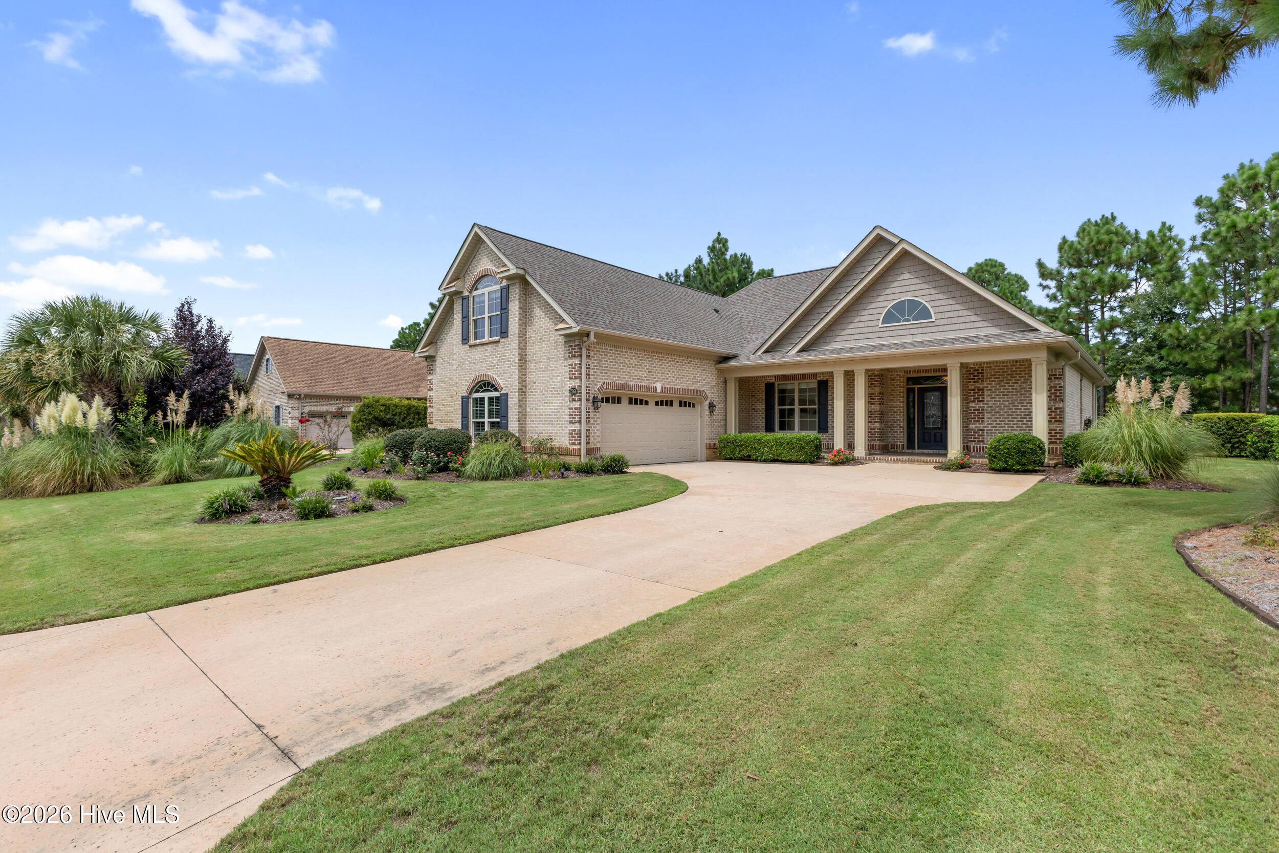 2364 Sugargrove Trail NE