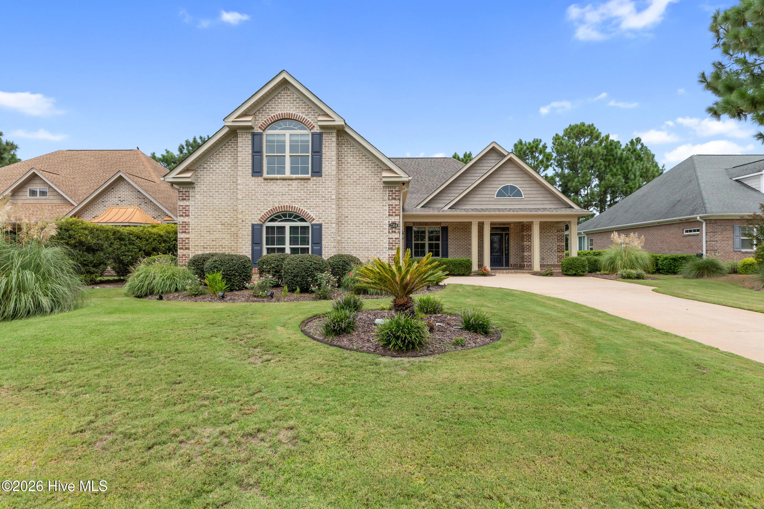 2364 Sugargrove Trail NE