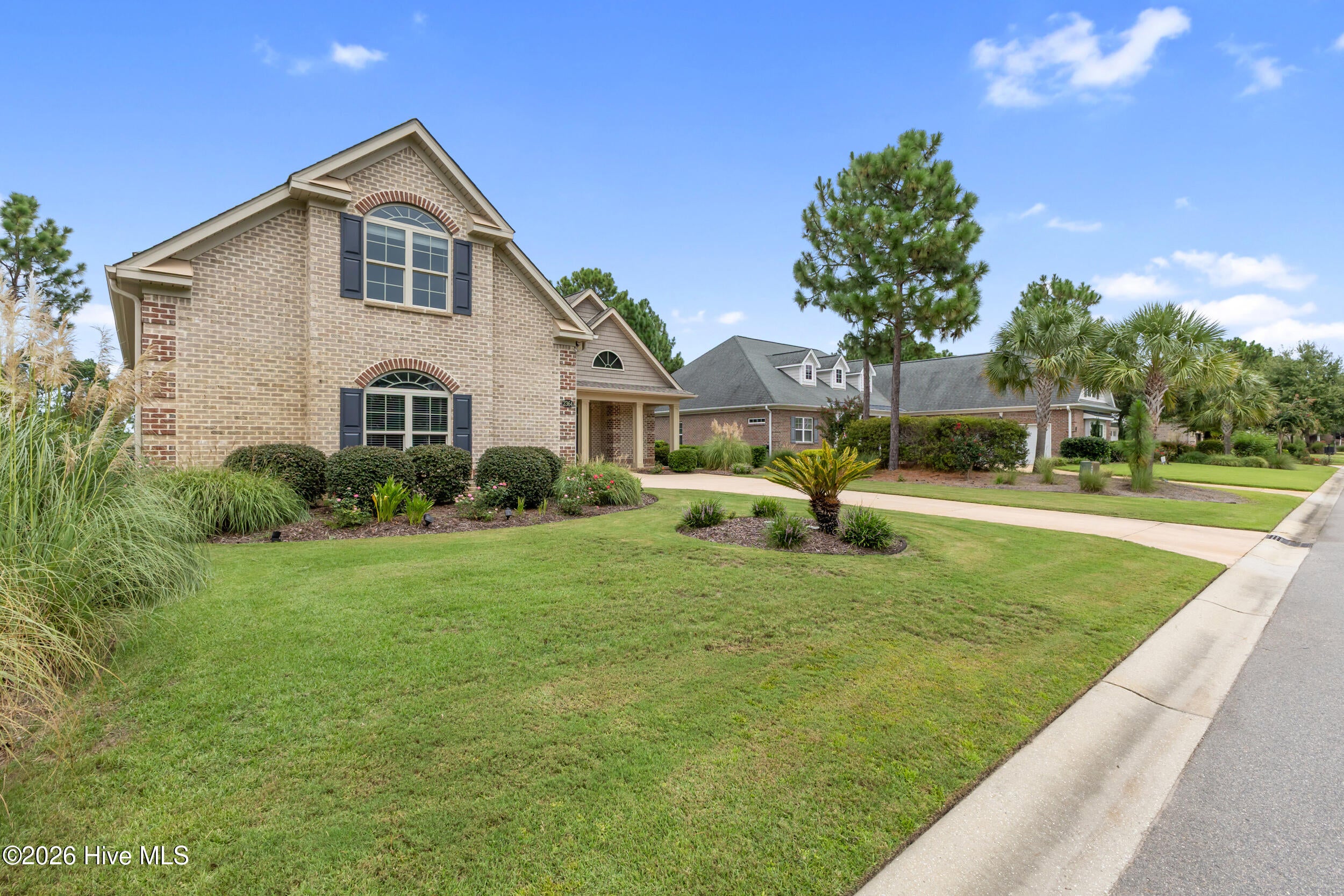2364 Sugargrove Trail NE