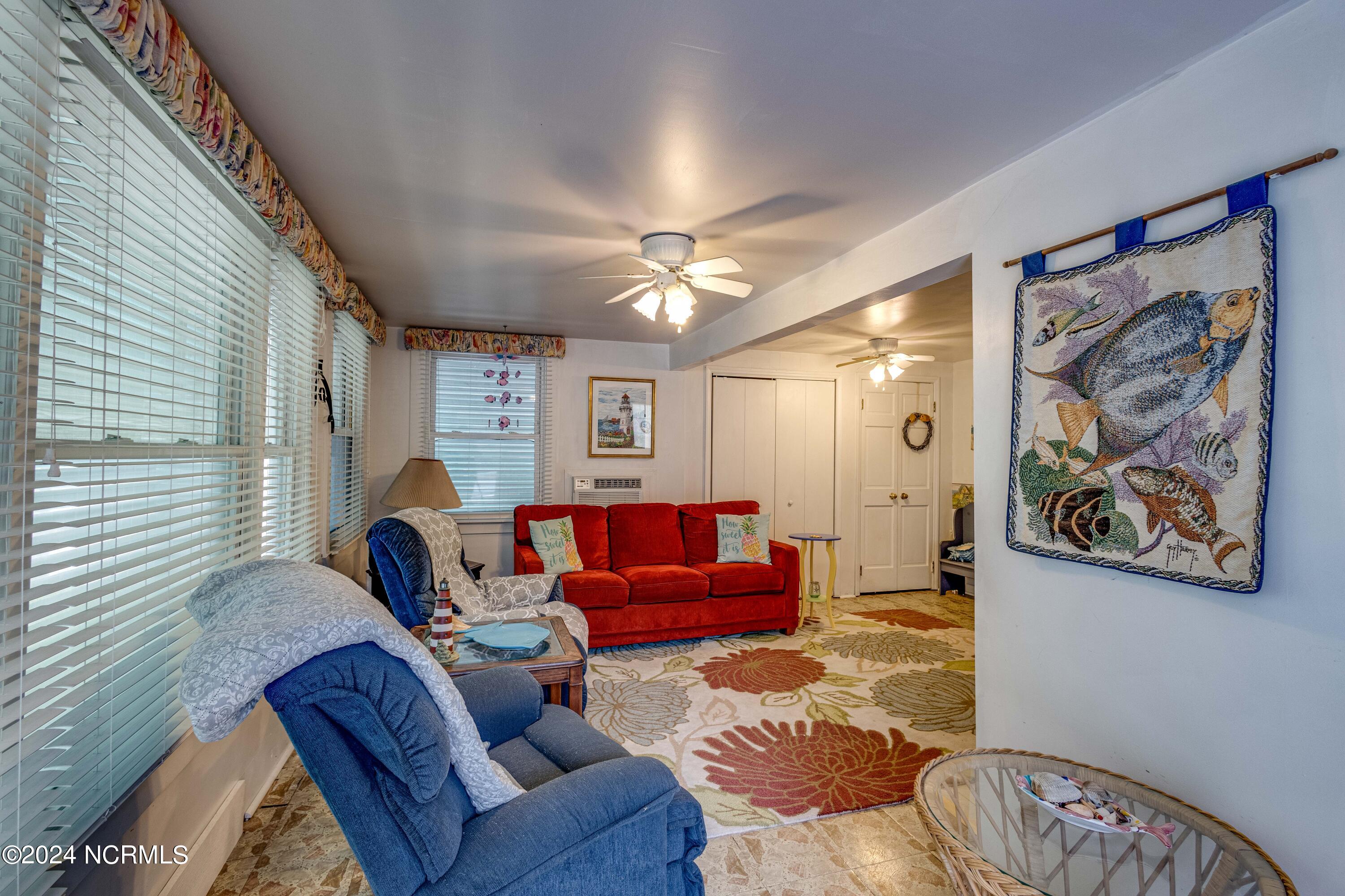 111 E Terminal Boulevard