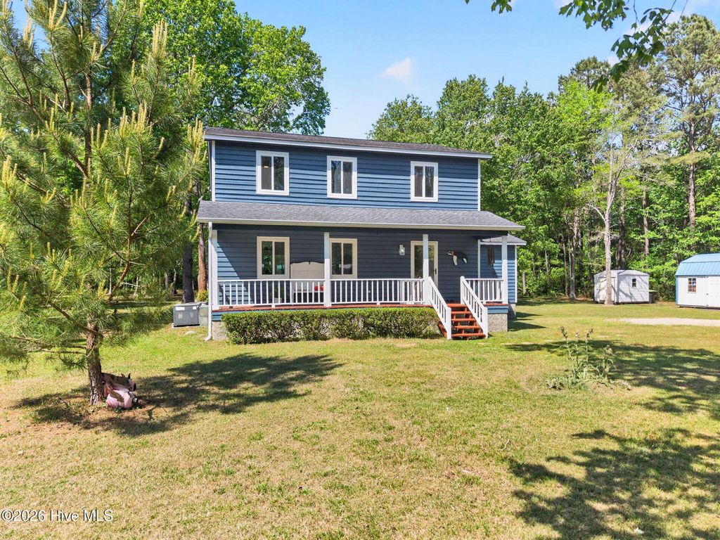 Photo of 6928 Bayfield Lane NW, Ocean Isle Beach, NC 28469 (MLS # 100568923)