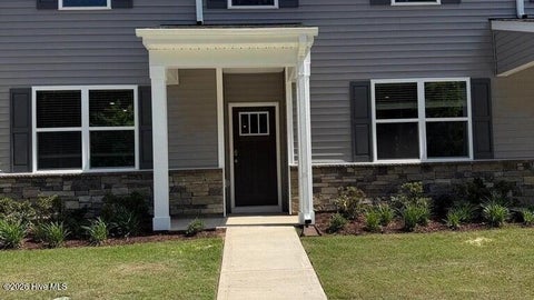 Townhouse For Sale - 2041 Clock Road<br/> New Bern, NC 28562