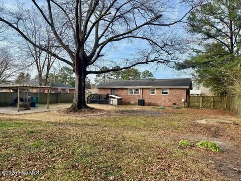 Tiny photo for 120 Princeton Drive, Jacksonville, NC 28546 (MLS # 100555962)