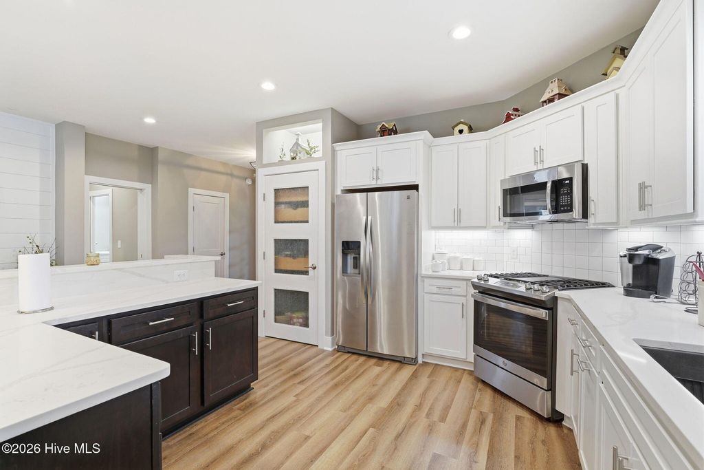 Photo of 263 Champions Ridge Drive, Southern Pines, NC 28387 (MLS # 100573375)