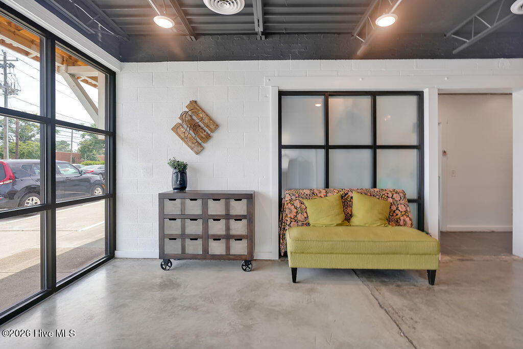 916 S 17th Street