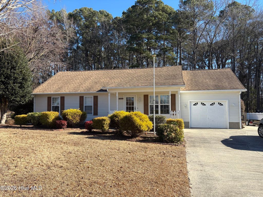 Photo of 2435 Hunterchase Lane, Greenville, NC 27858 (MLS # 100549915)