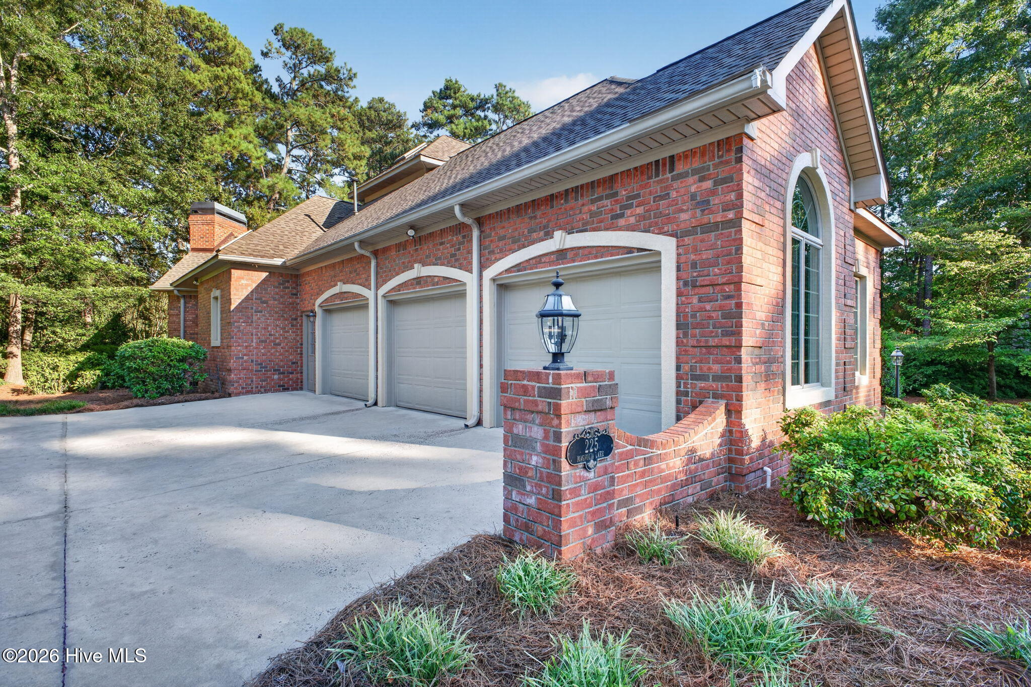 225 Magnolia Lake Road