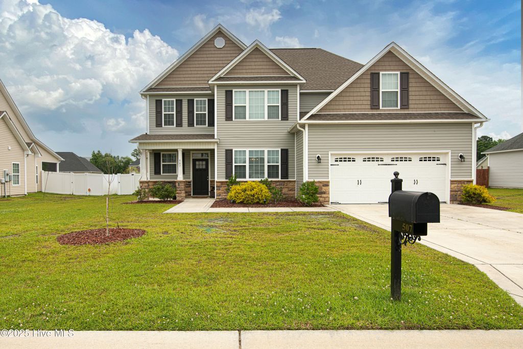 Photo of 507 Turpentine Trail, Jacksonville, NC 28546 (MLS # 100511372)