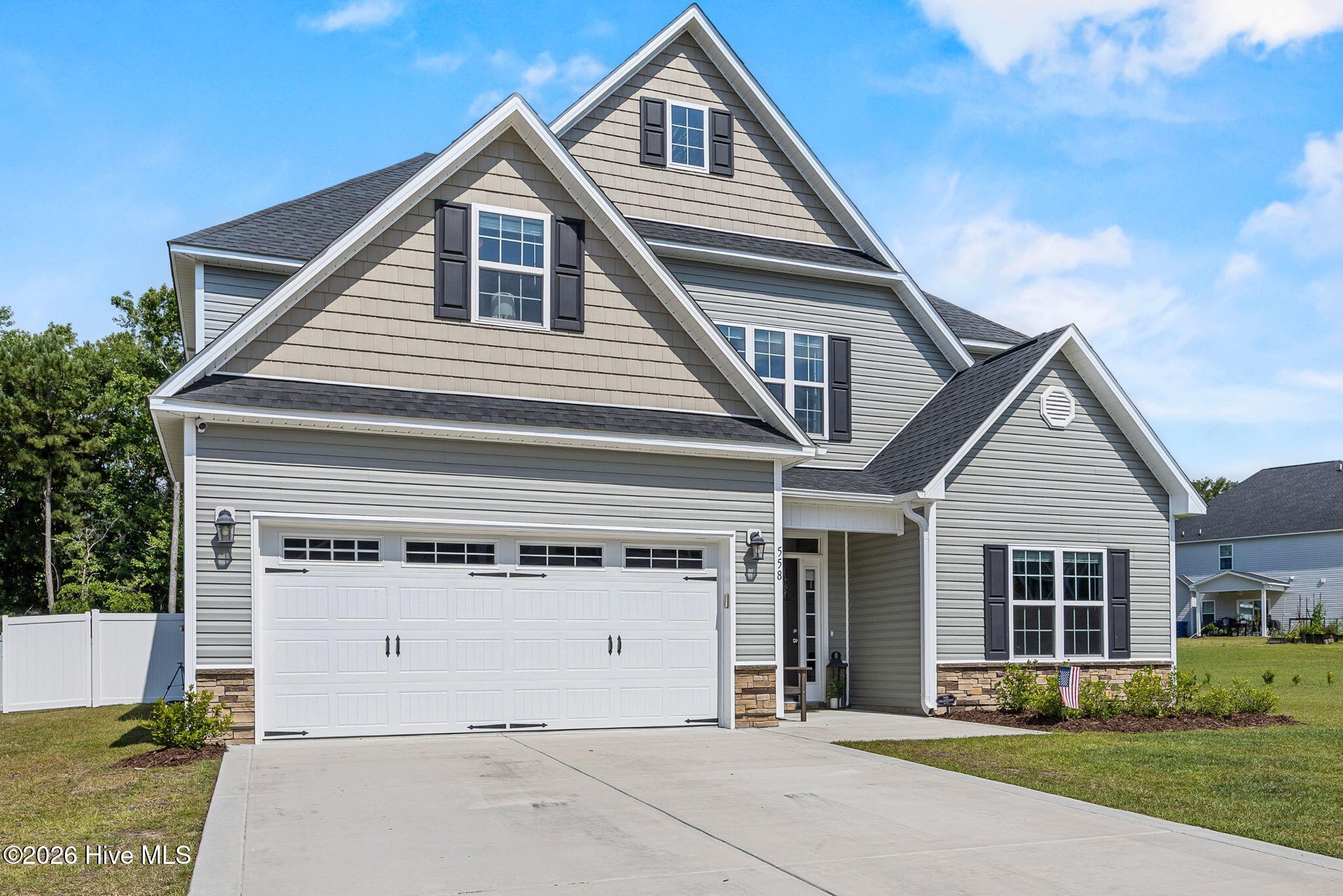558 White Shoal Way