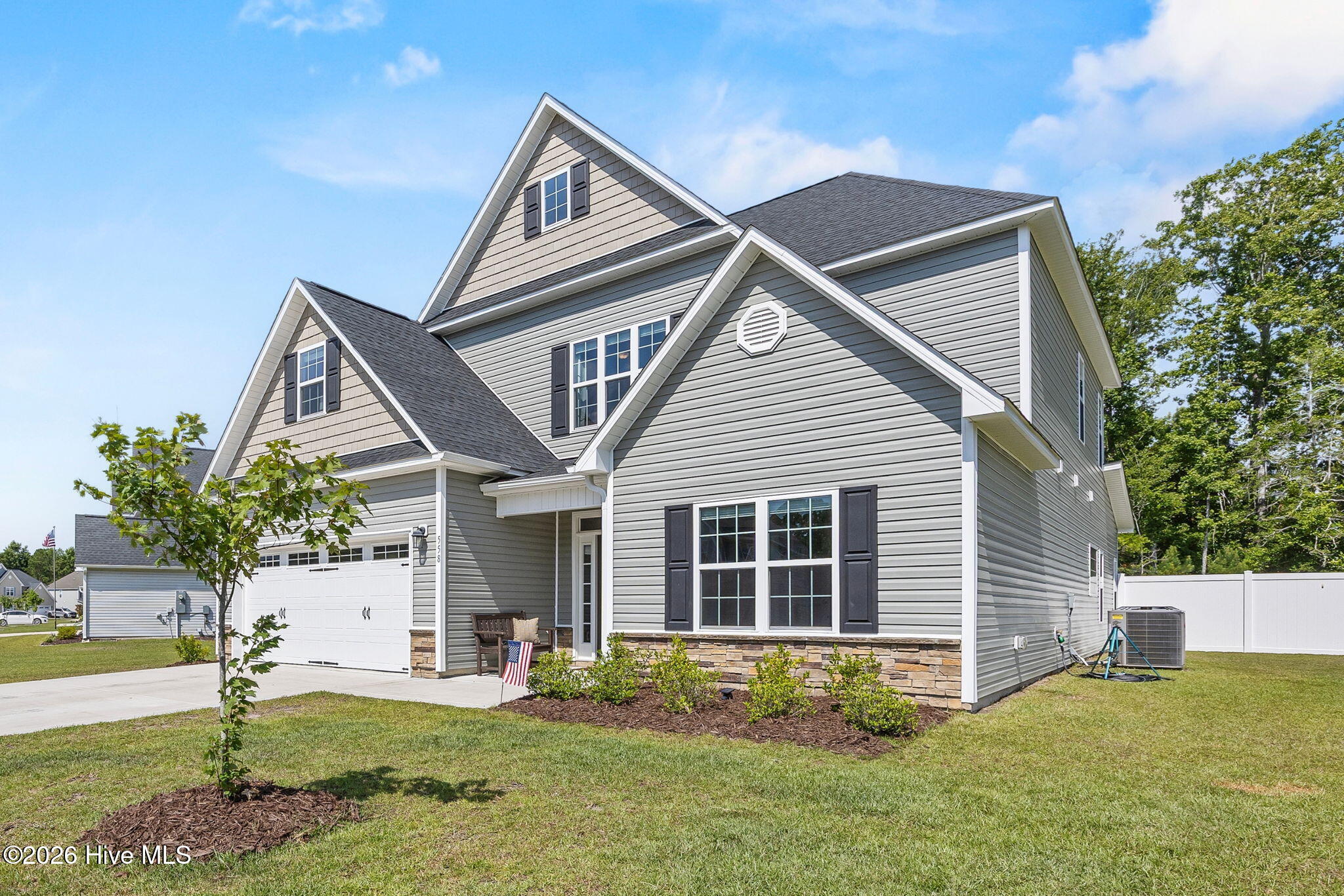 558 White Shoal Way