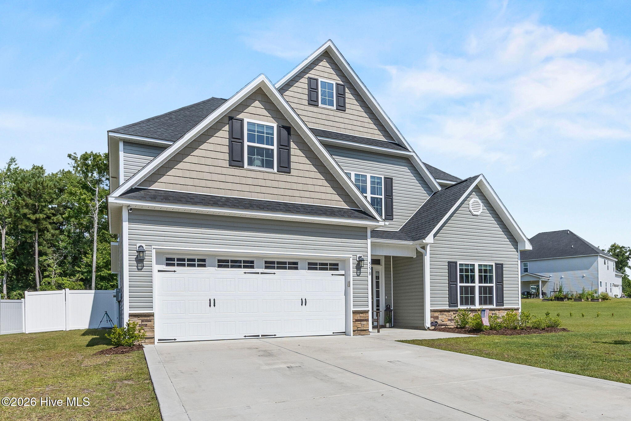 558 White Shoal Way