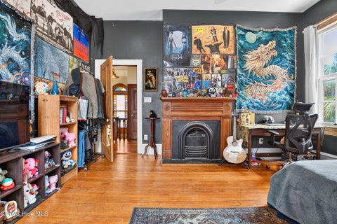 Tiny photo for 322 S 5th Avenue, Wilmington, NC 28401 (MLS # 100609801)