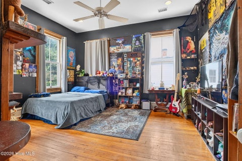 Tiny photo for 322 S 5th Avenue, Wilmington, NC 28401 (MLS # 100609801)