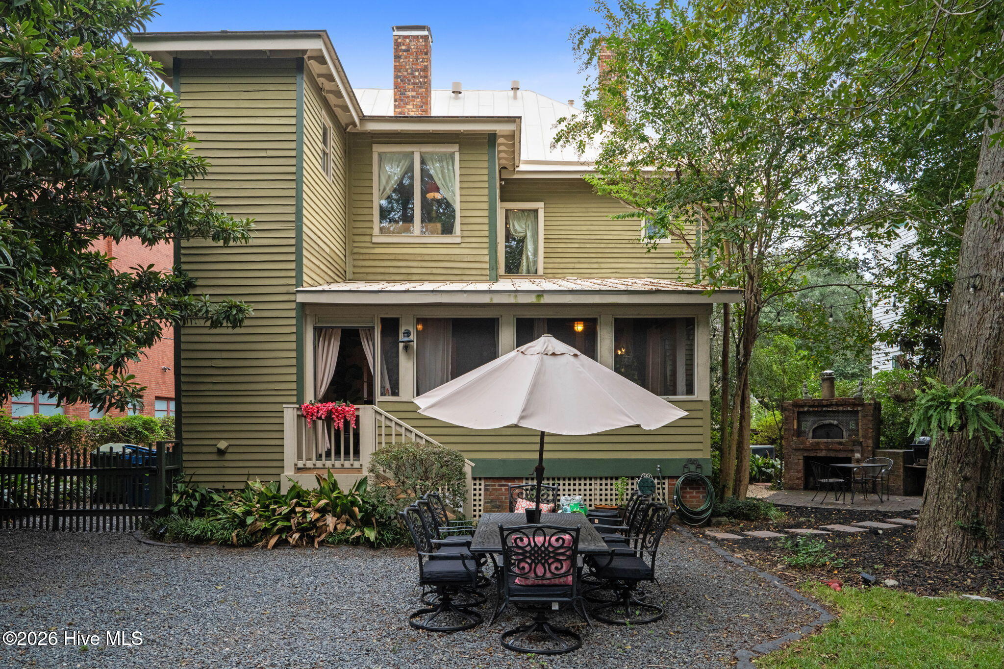 322 S 5th Avenue