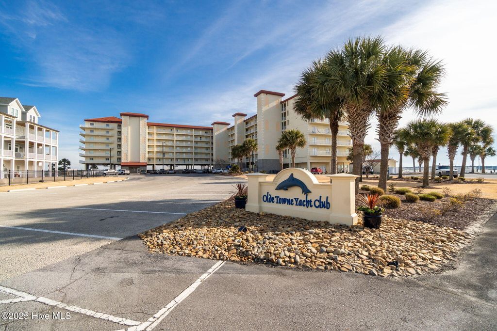 Photo of 100 Olde Towne Yacht Club Drive #411, Beaufort, NC 28516 (MLS # 100555388)
