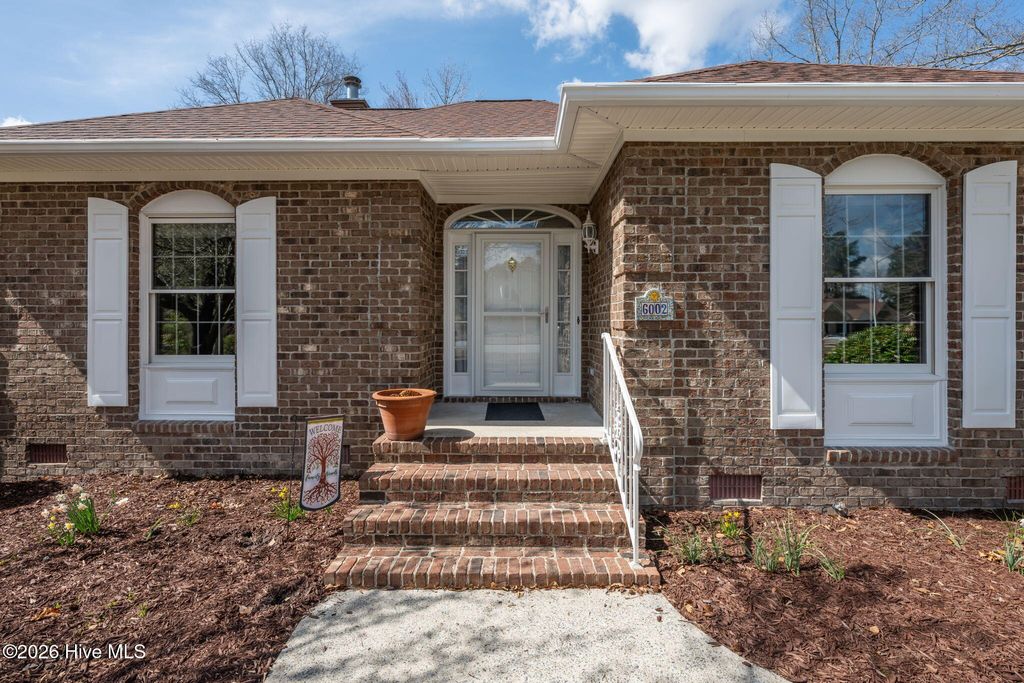 Photo of 6002 Clubhouse Drive, New Bern, NC 28562 (MLS # 100560561)