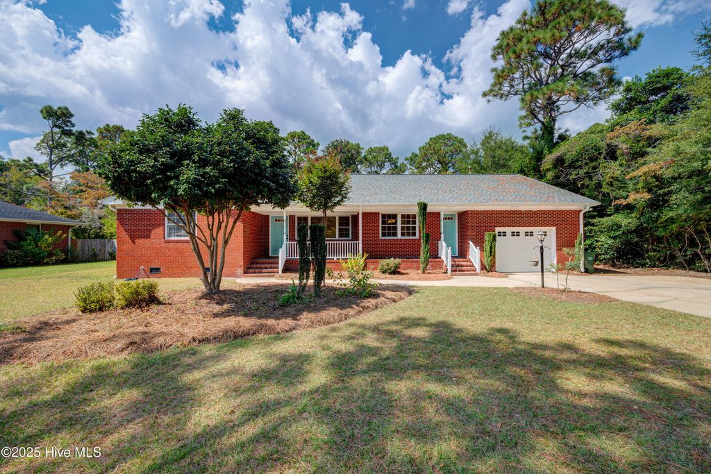 Photo of 1017 Parkway Boulevard, Wilmington, NC 28412 (MLS # 100531788)