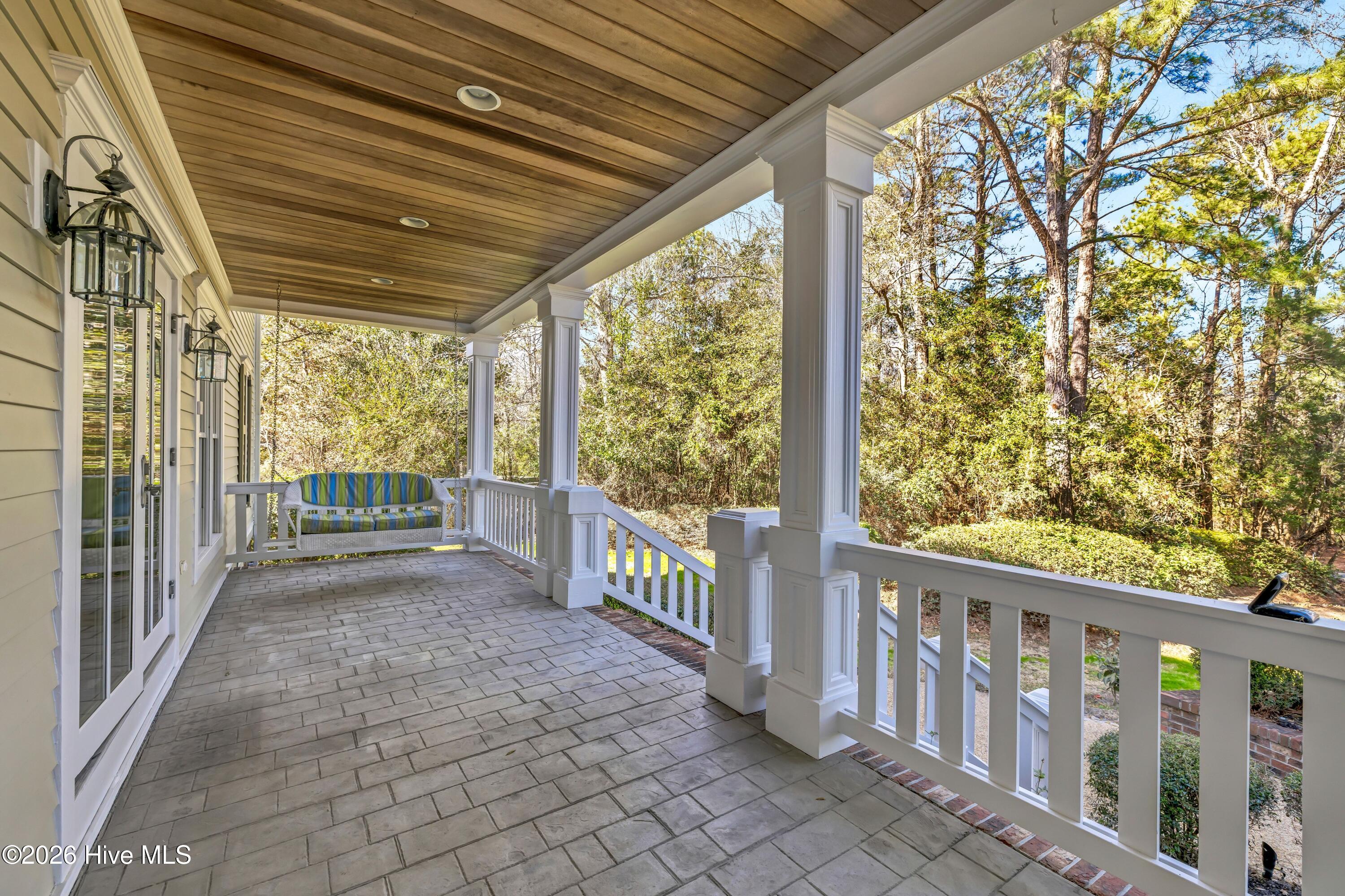 2201 Pinehurst Place